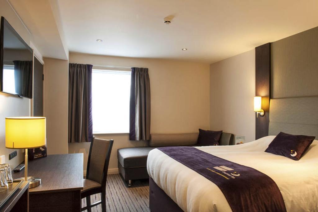 Premier Inn Birmingham City Centre Broad Street Exteriér fotografie